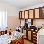 In - Istrien 43015 Apartment Pula